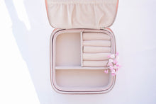 Load image into Gallery viewer, Jewellery Box in Pink
