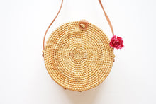 Load image into Gallery viewer, Round Structured Handwoven Straw Bag in Natural
