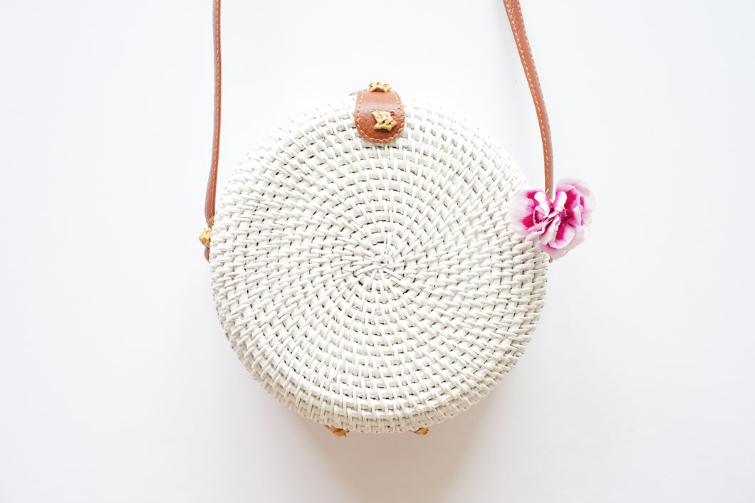 Round Handwoven Straw Bag in White
