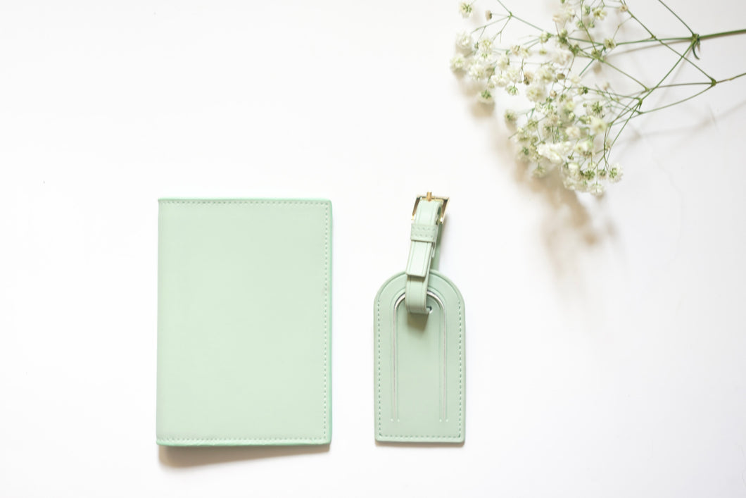 Passport Holder & Luggage Tag in Mint